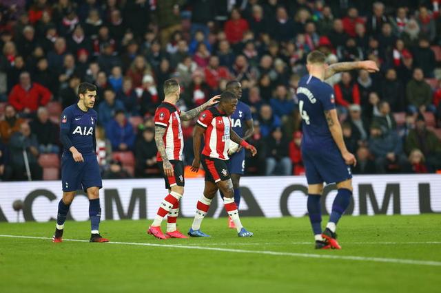  南安普顿青年才俊闪耀客场逼平热刺