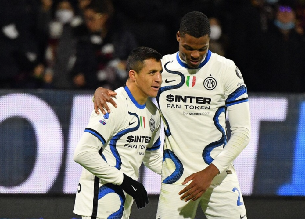  亚特兰大锋线全面开花，主场五球横扫萨勒尼塔纳  