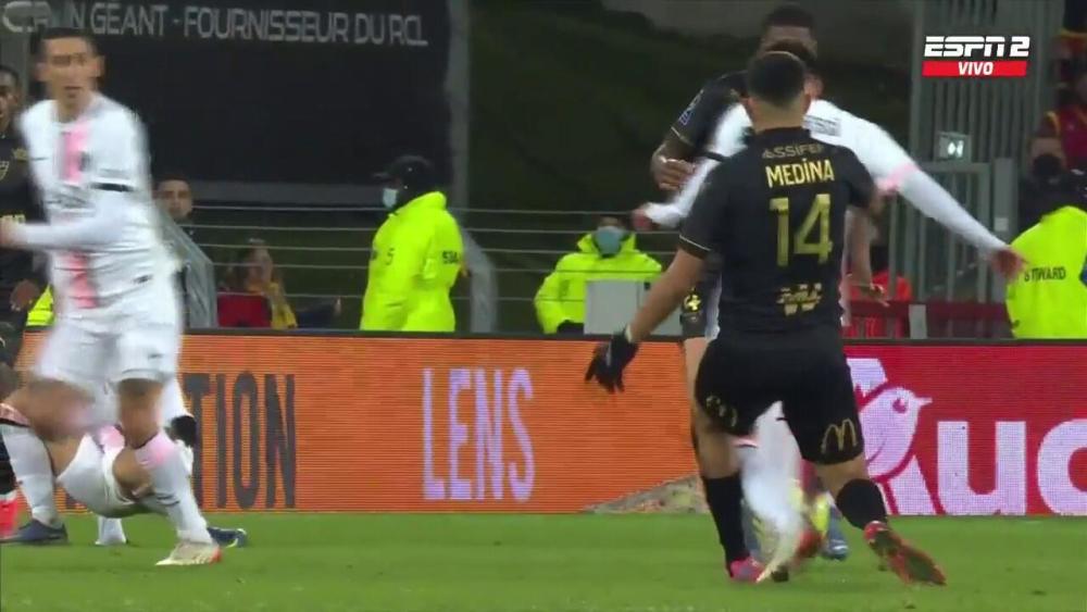  巴黎女足蝉联法甲冠军，男女足双线称霸创历史  